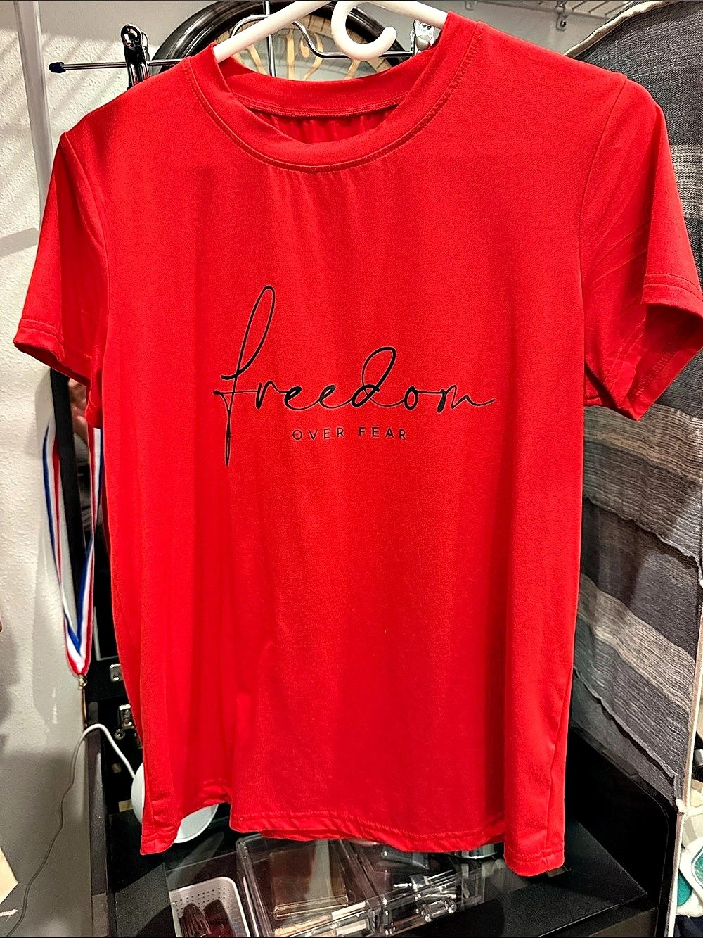 Freedom over fear Graphic Short Sleeve Tee in Red